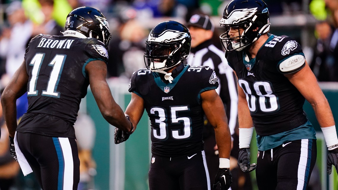 PFF on X: The first team to clinch a playoff spot The Philadelphia Eagles  