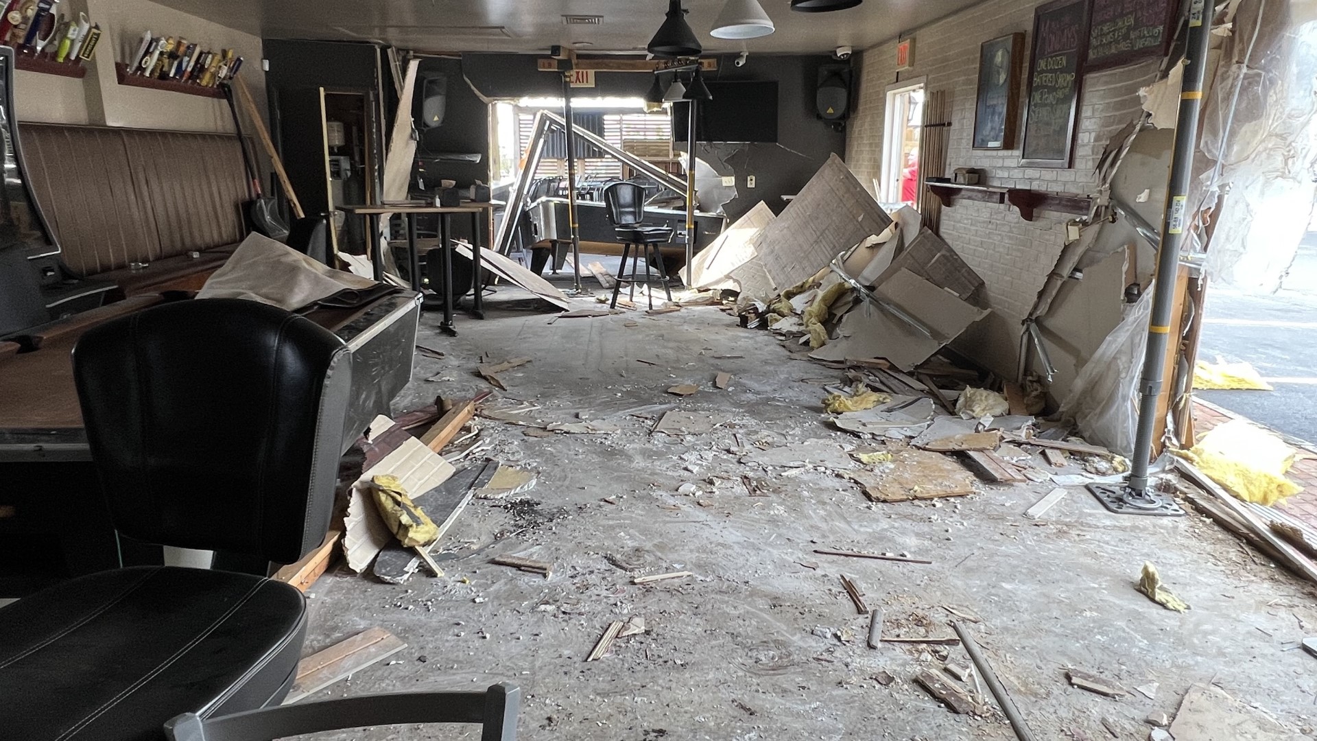 Car crashes into York County restaurant, limited service continues ...
