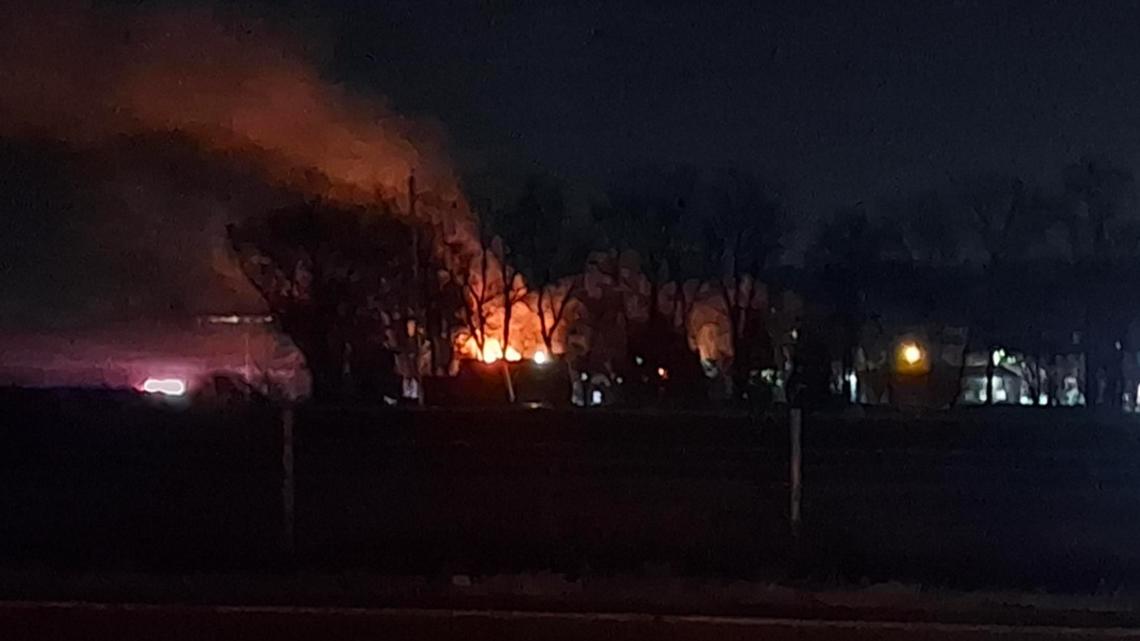 Early morning fire rips through 2 mobile homes in Lancaster County ...