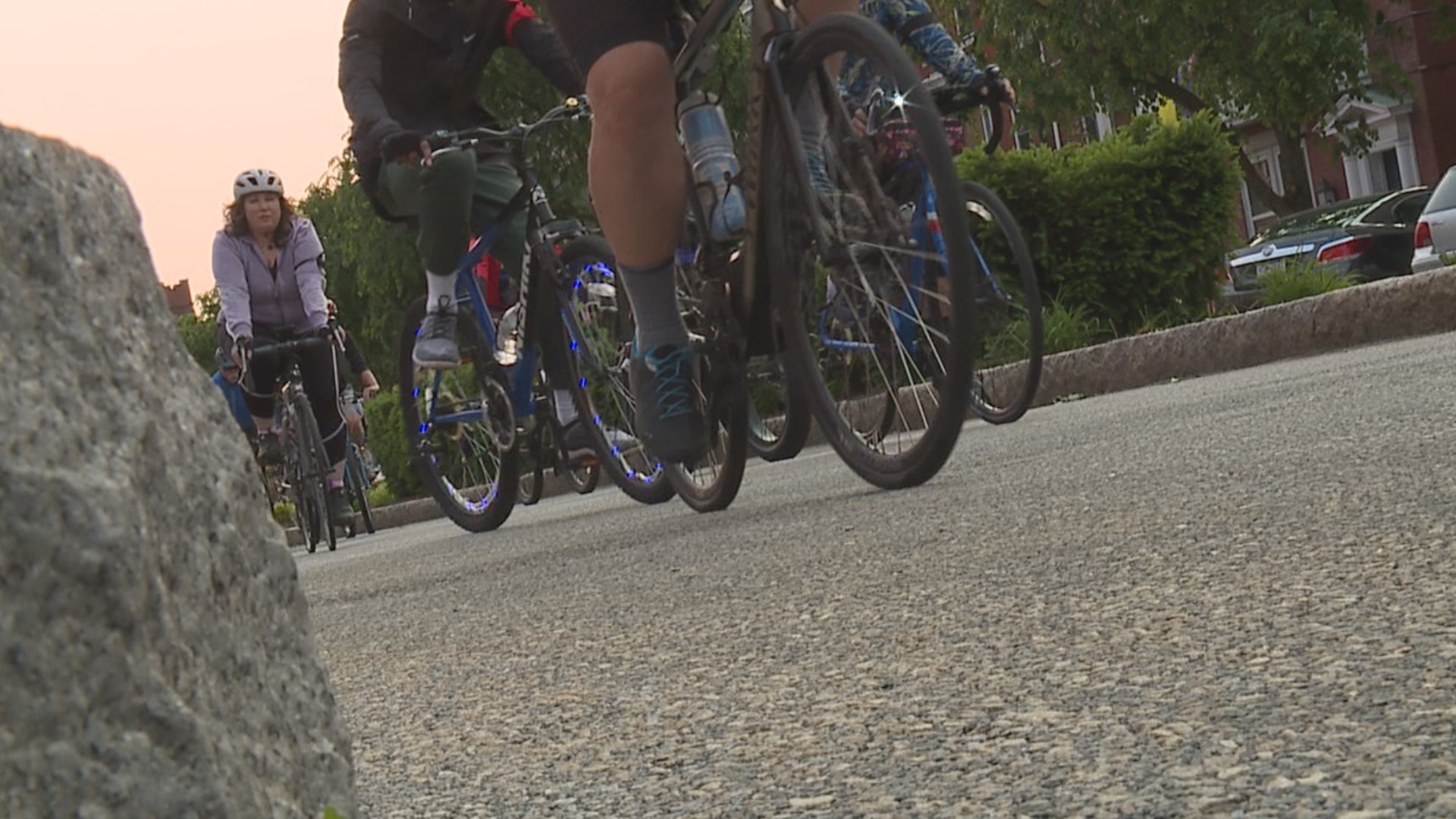 Hundreds of cyclists rode in Harrisburg to promote driver awareness of people in the bike lane.