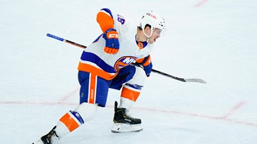 Beauvillier scores in OT, gives Isles 2-1 win over Flyers