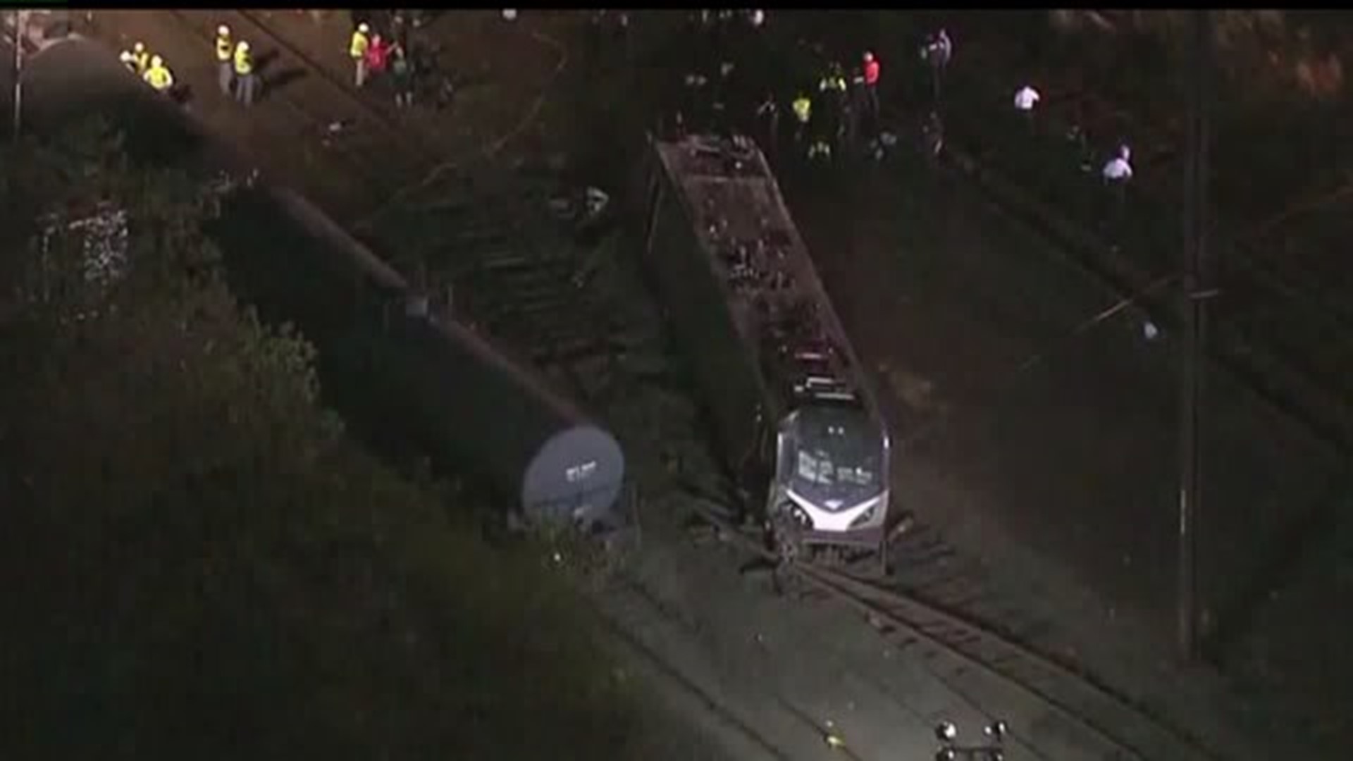 Amtrak train crashes in Philadelphia