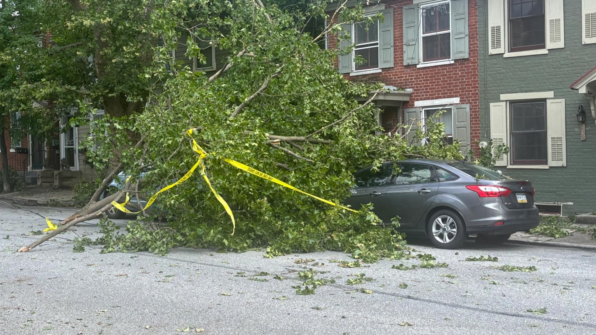 Residents clean up after storm damage in Carlisle | fox43.com