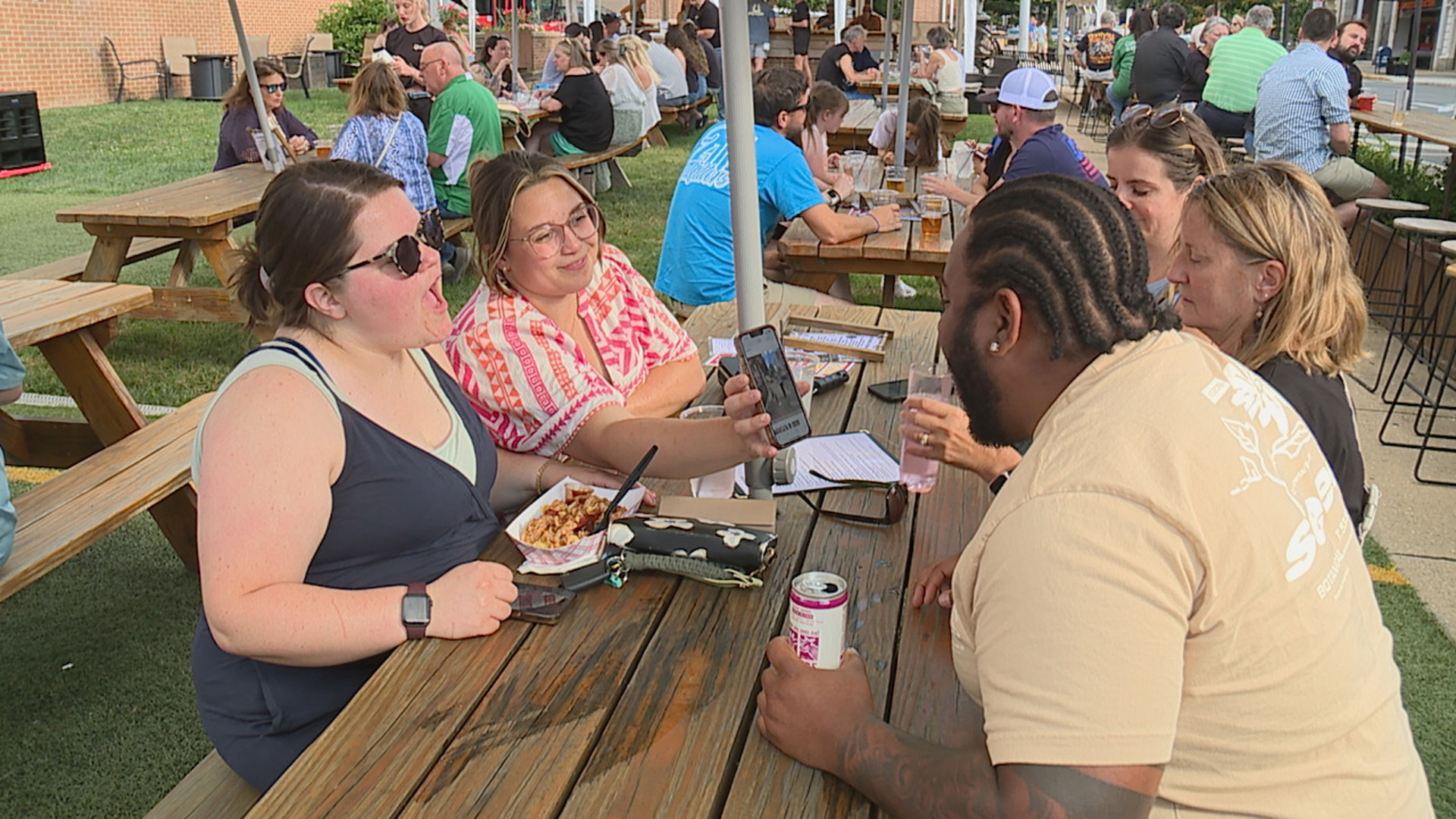 York businesses took advantage of Friday’s clear weather and offered outdoor dining for the first time in quite a while.