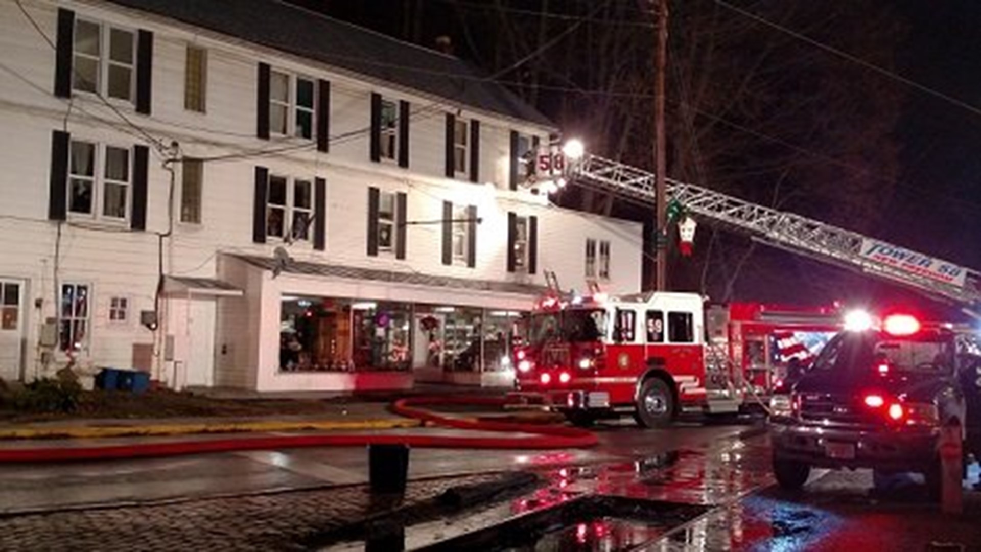 Fire damages Glen Rock shop/apartment building | fox43.com