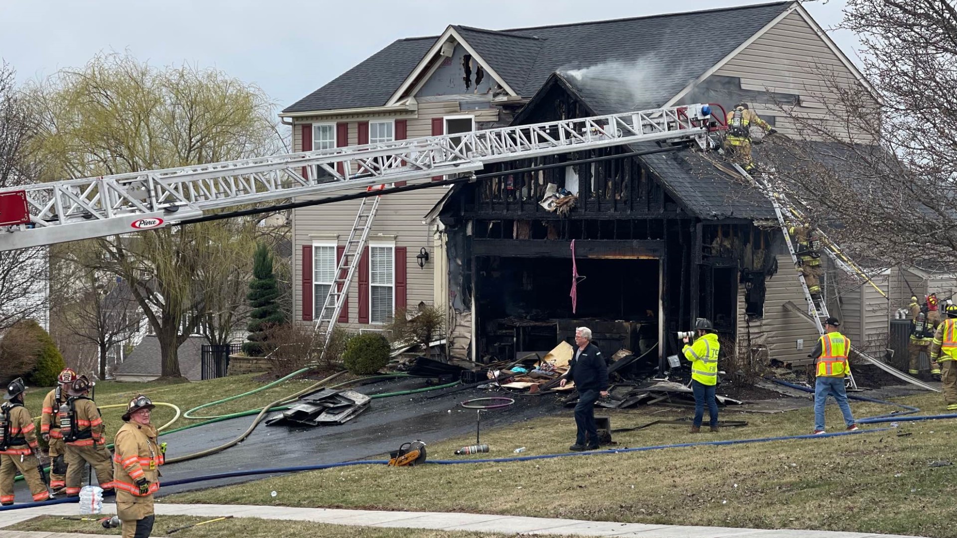 Hanover fire draws emergency crews