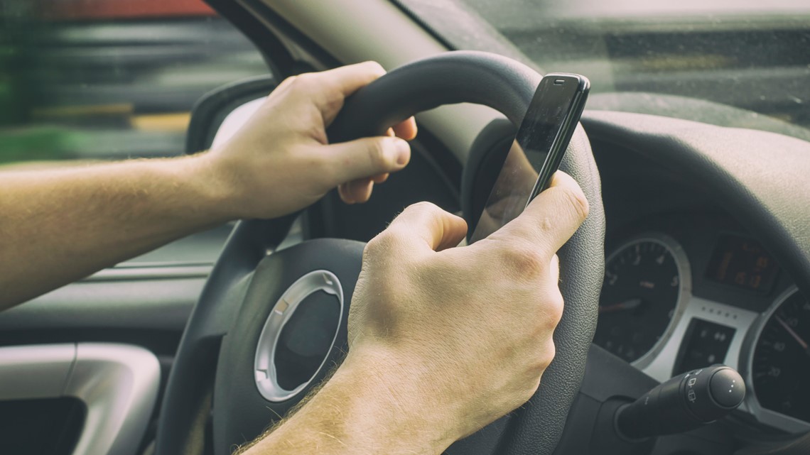 Pennsylvania Senate votes to expand ban on using cell phones while driving - Vimarsana News
