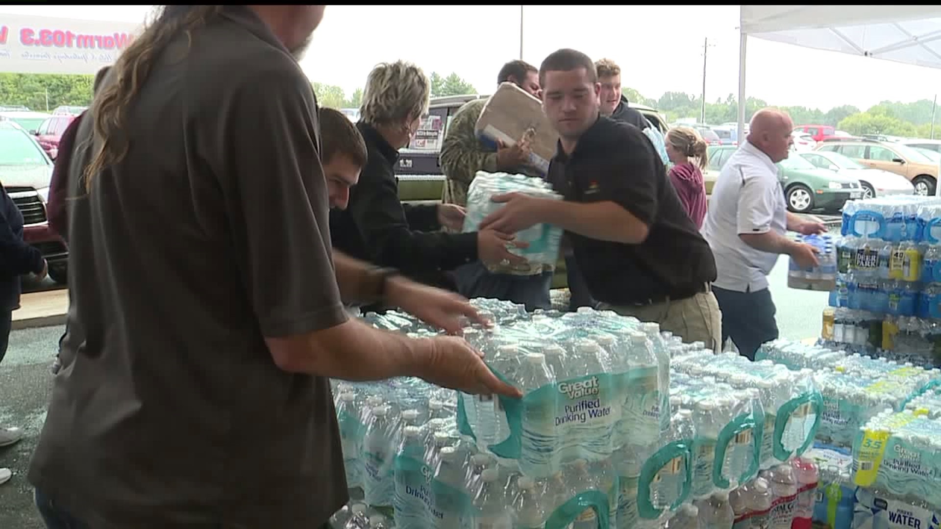 Lancaster County community helps fill truck with water for Hurricane victims