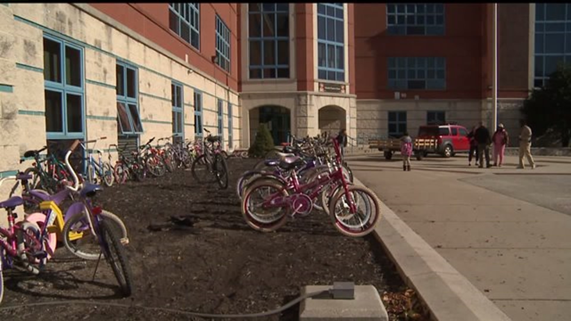 Holiday cheer on two wheels: `Recycle Bicycle` gives bikes to kids