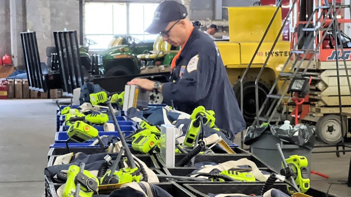 8 Harrisburg firefighters are helping with response efforts to Hurricane Ian in South Carolina - Vimarsana News