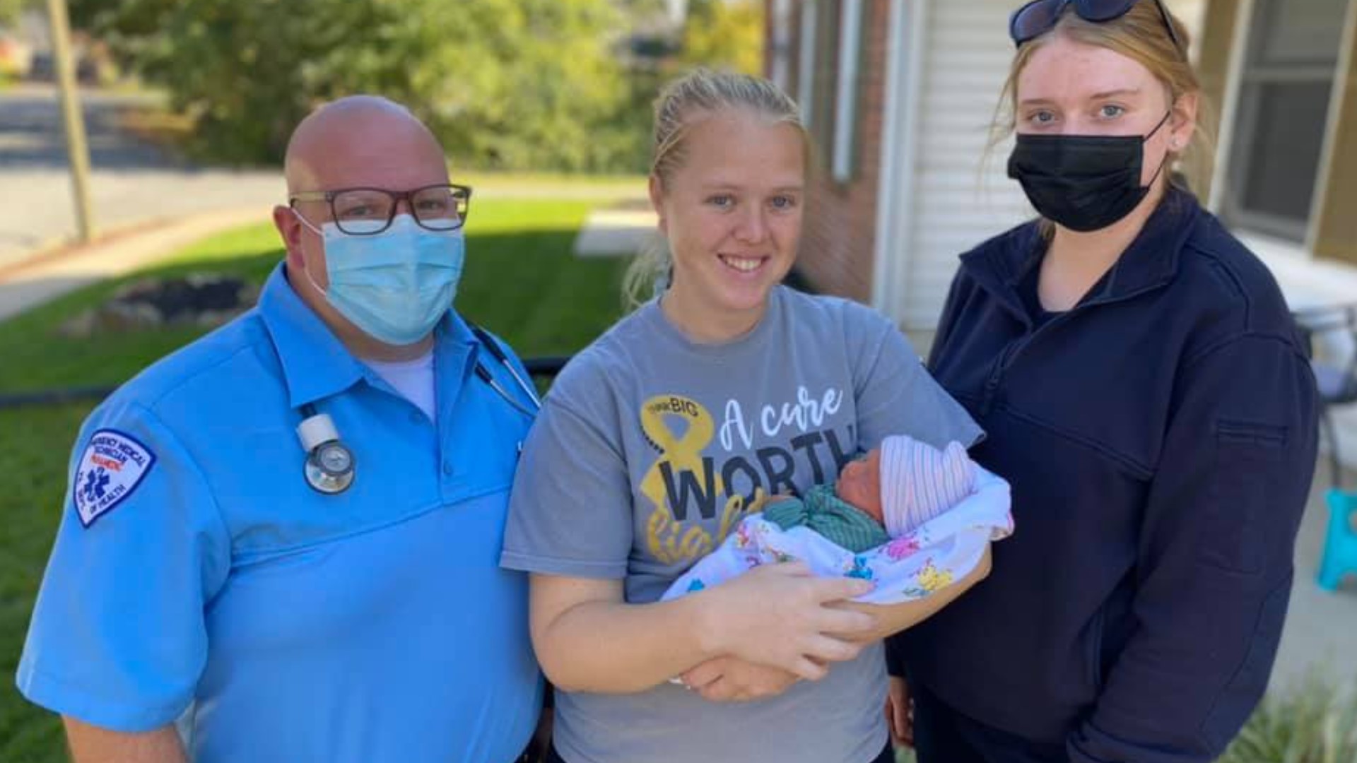 Mom Rachael Smith wasn't due until mid-November. But to her surprise, she gave birth early in the back of an ambulance with the help of EMS.