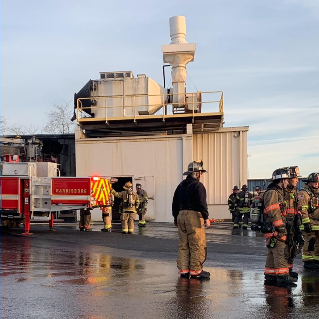 Crews respond to fire at Dauphin County materials lab | fox43.com