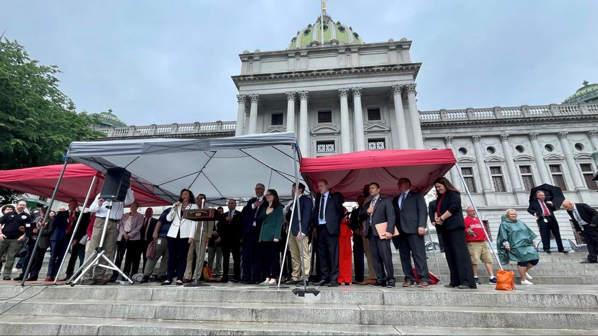 Gun rights supporters met on the Capitol steps Monday morning for the 18th annual Right to Keep and Bear Arms Rally.