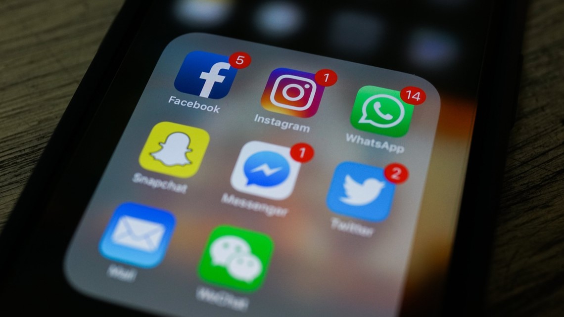 PA Lawmaker calls for regulation on child influencers on social media - Vimarsana News