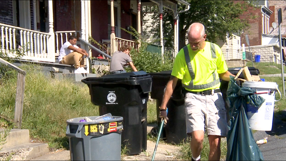 Harrisburg volunteer trashman fighting for a second chance and a job he ...