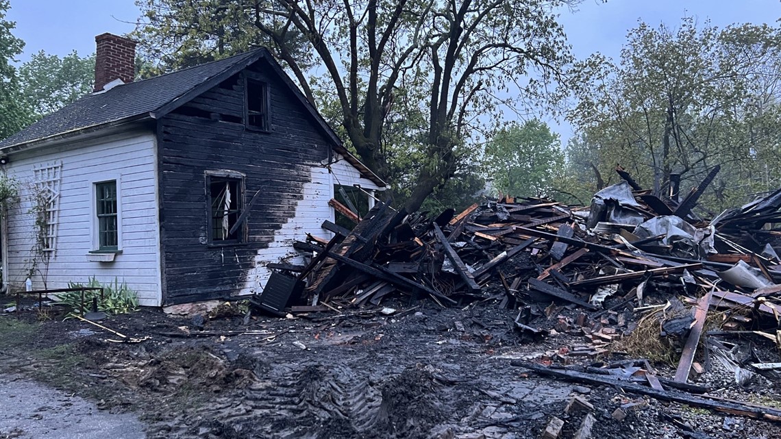 York County fire destroys Seven Valleys home