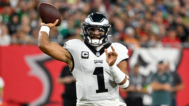 Hurts' breakthrough passing game resembles 2022, and so does 4-0 start for  NFC champion Eagles