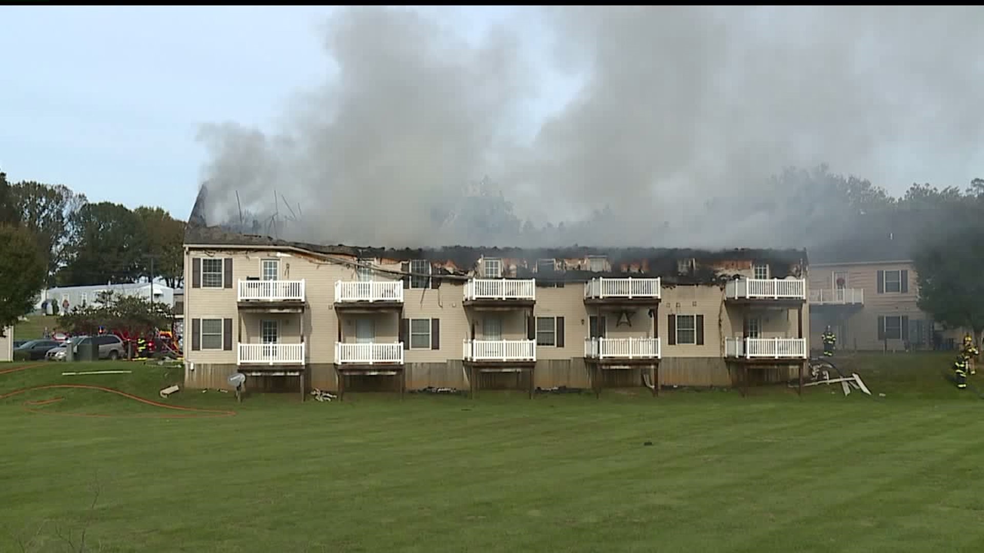 At least 14 displaced after Lancaster County apartment fire