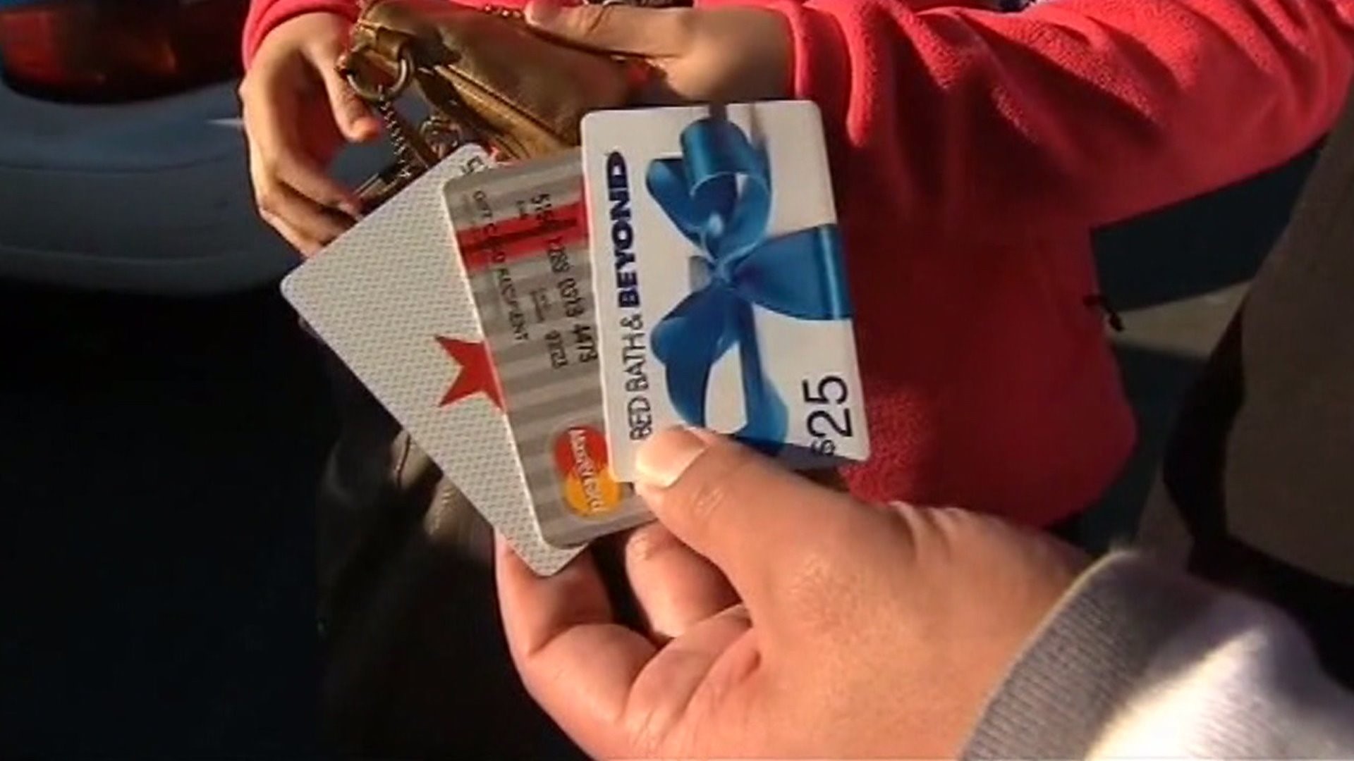 Ted Rossman, with Bankrate.com, joined FOX43 to discuss what to do with all those unused gift cards you have laying around.