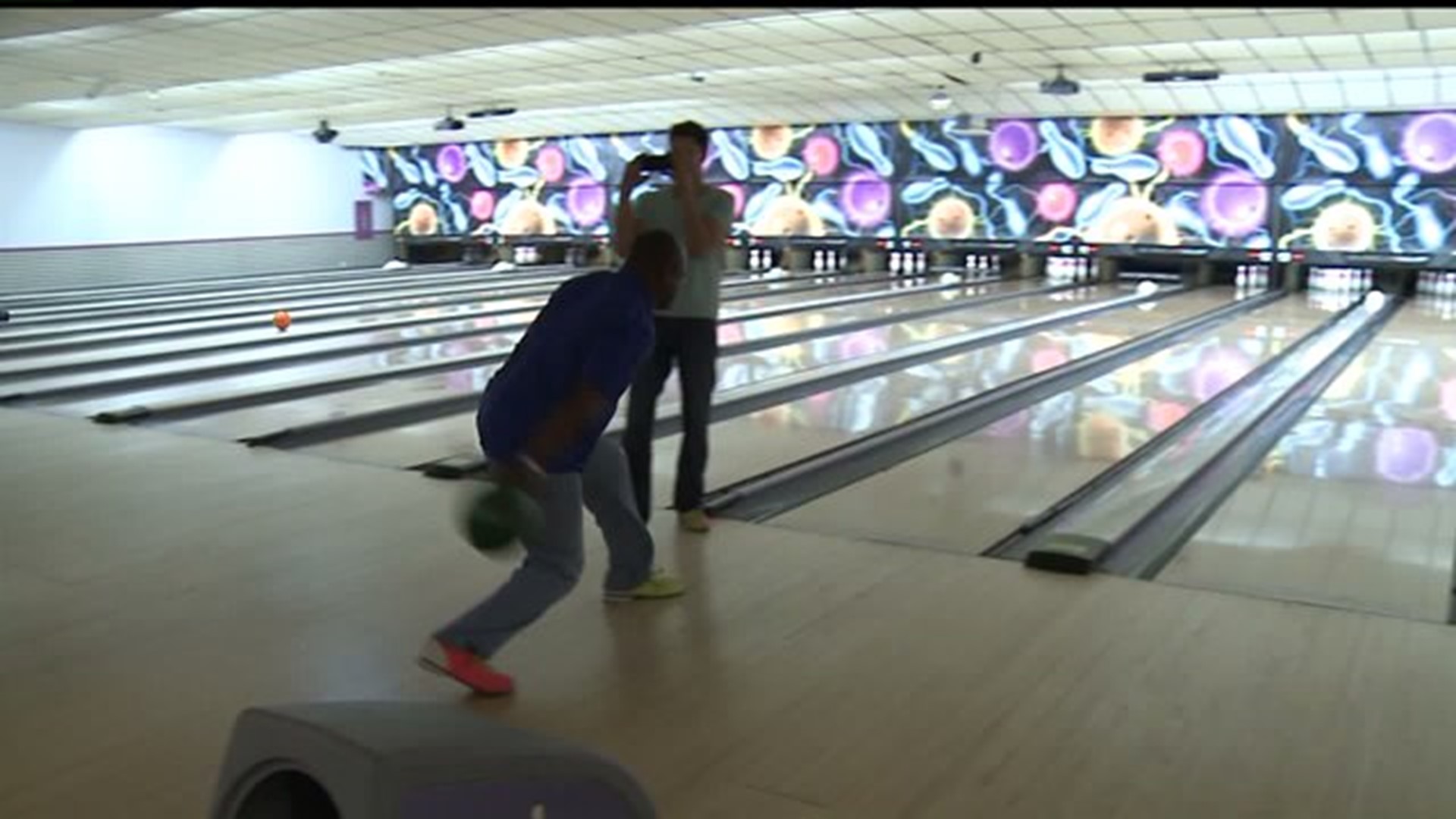 "Lanes For Lives" event raises money for American Red Cross