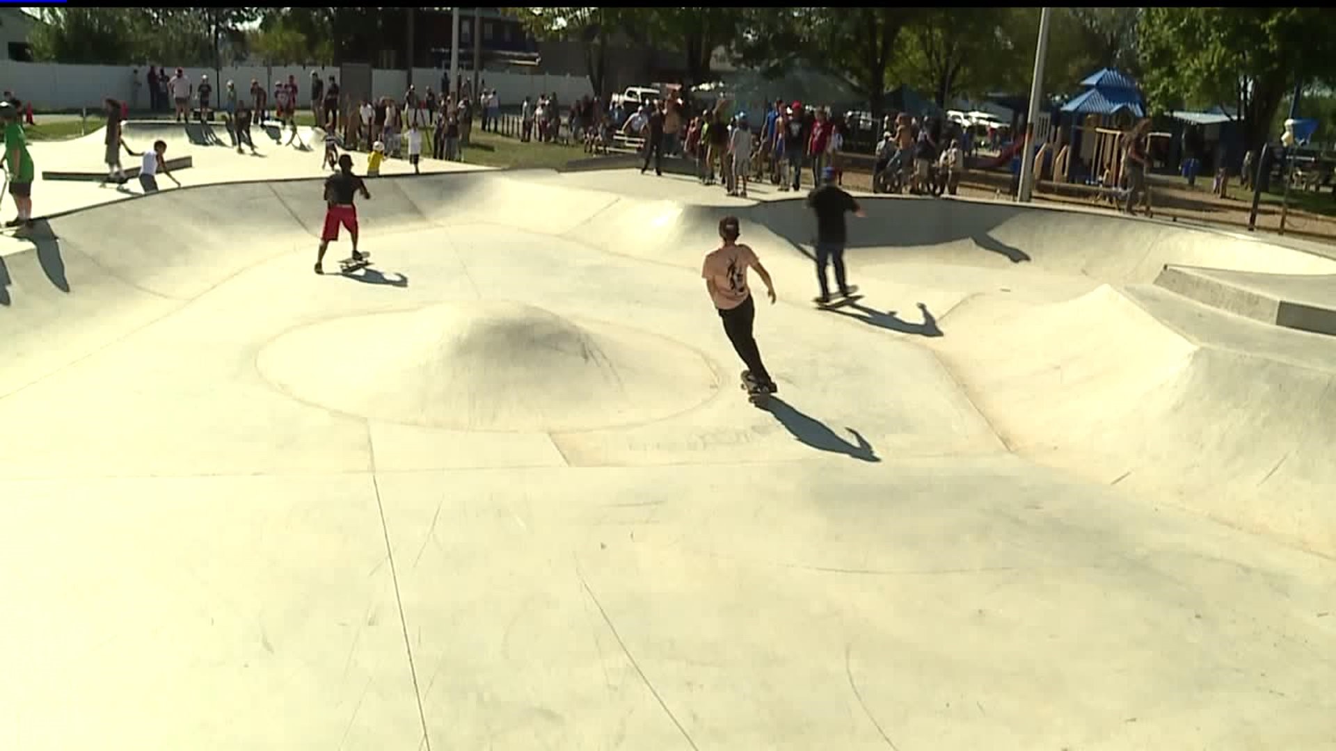 Dozens share concrete, carve bowls, and grind rails at new Steelton Skate Park