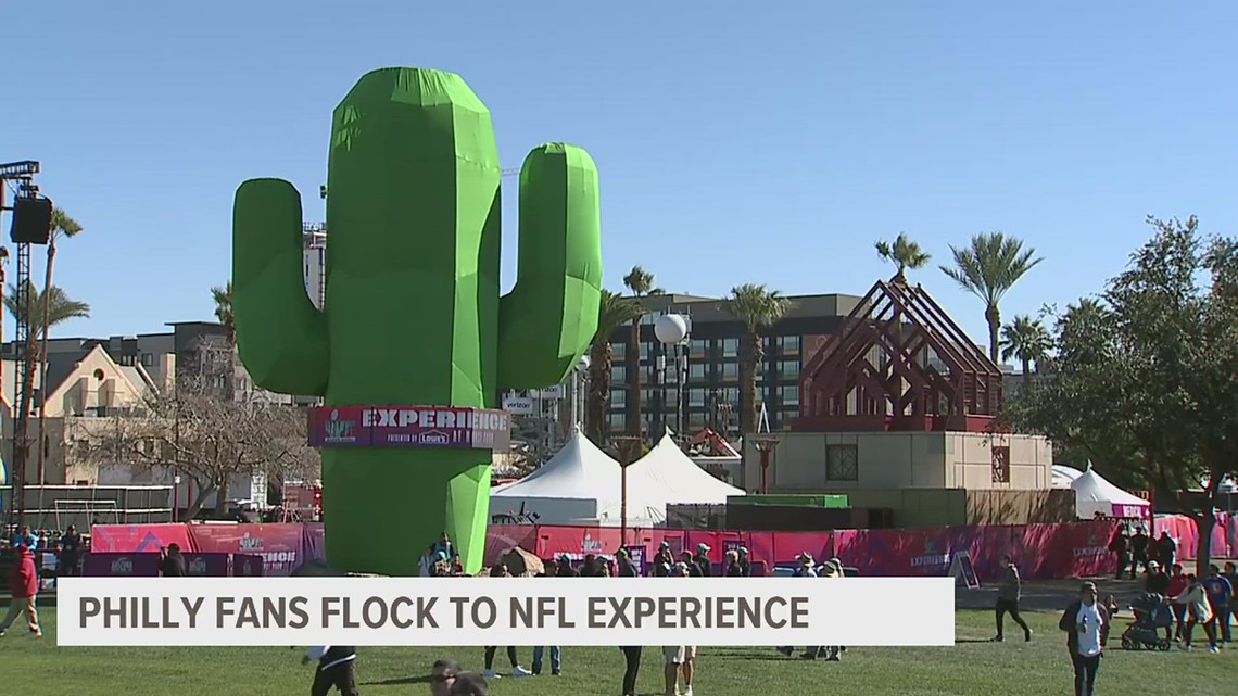 Football fans head over to the to Phoenix Convention to experience the Super  Bowl Experience in Phoenix, Arizona USA on February 5, 2023. Presented by  LoweÕs, this NFL football theme park has interactive games, a chance to get  star player autographs