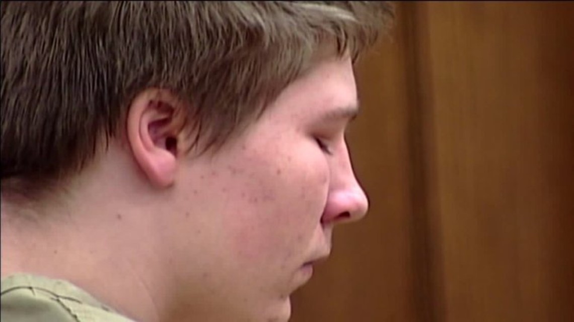 Making a Murderer': Steven Avery's Nephew, Brendan Dassey, Has Conviction  Overturned