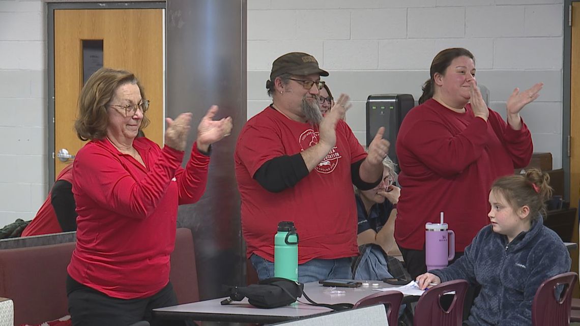Shippensburg school board approves new teachers contract, ending months-long dispute