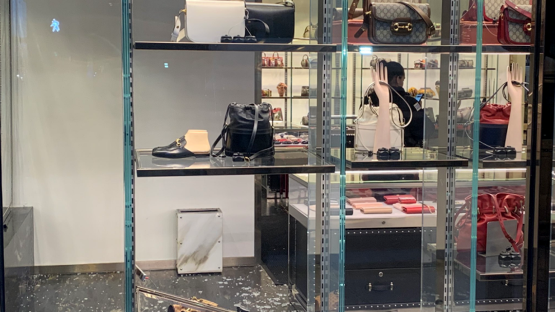 Gucci store smash-and-grab robbers caught on video 