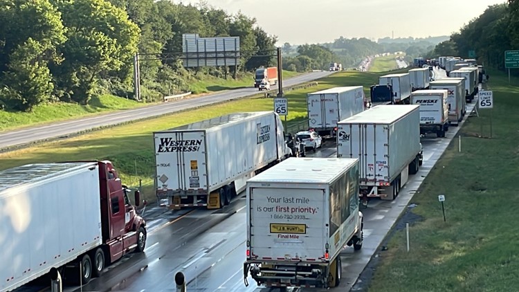 Crash involving nearly 40 vehicles leaves Interstate 81 SB in Lebanon County closed for several hours