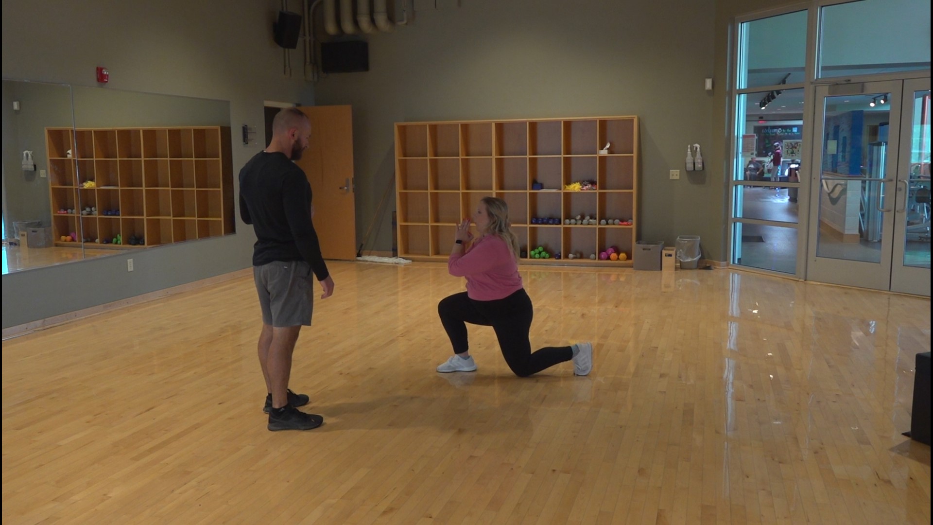 Sometimes you think you’re working one muscle group when you are targeting another! In this week's FitMinute, we see what emphasis makes the difference.