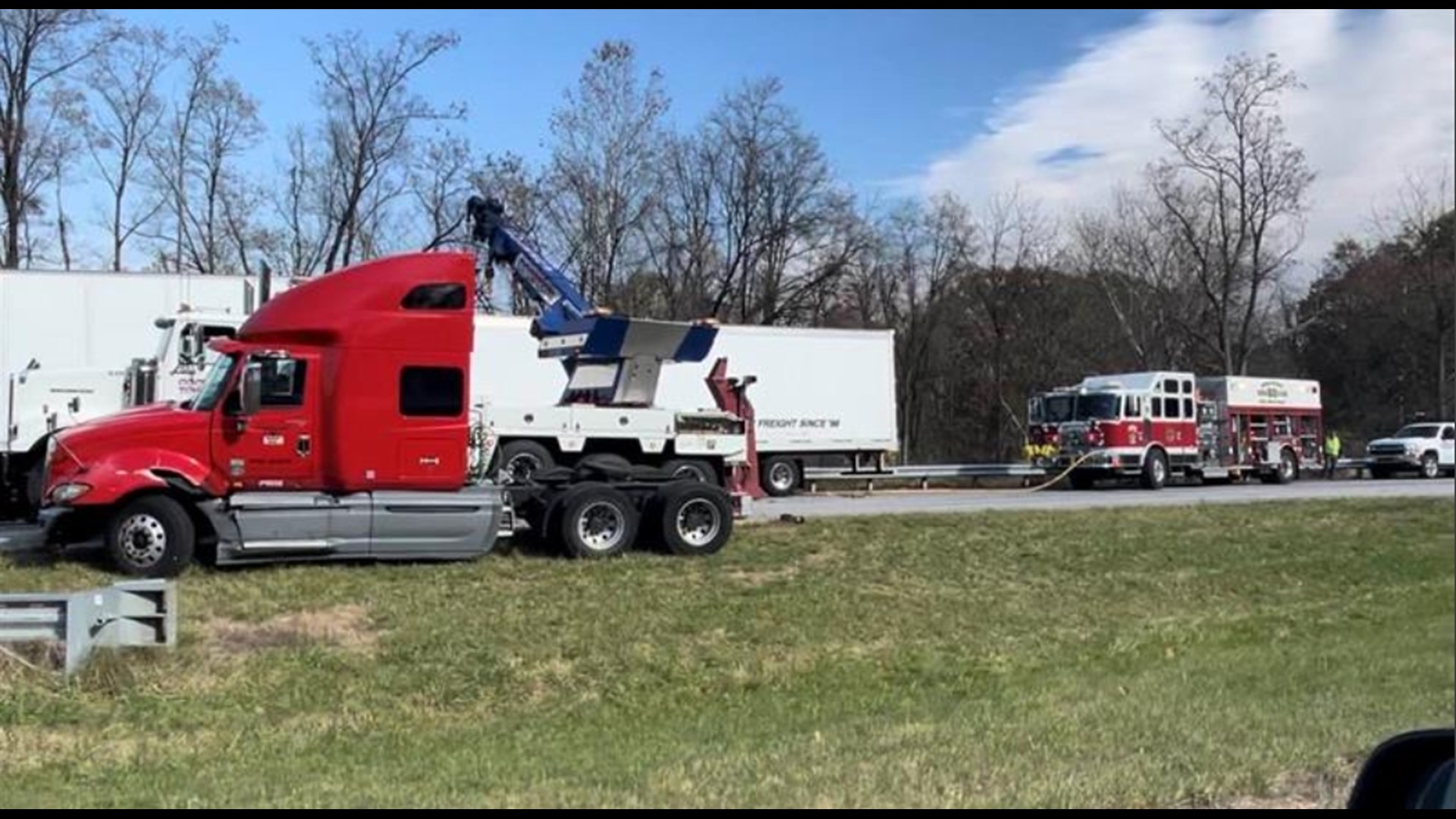 One Dead In Multi-vehicle Crash In Dauphin County | Fox43.com