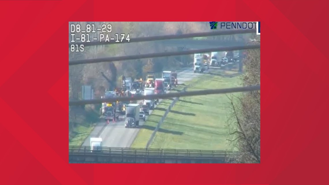 Tractor-trailer Crash Causes Traffic Delays | Fox43.com