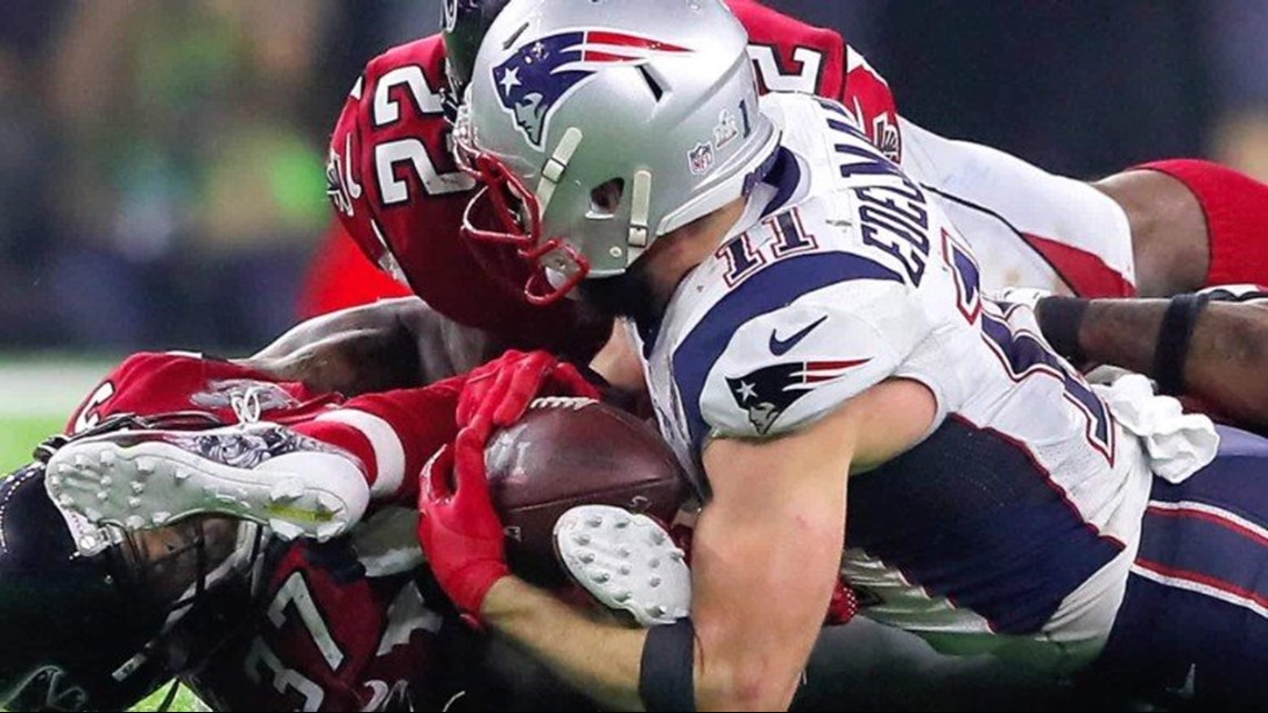 Julian Edelman's Super Bowl catch was extraordinary, but David Tyree's was  better 