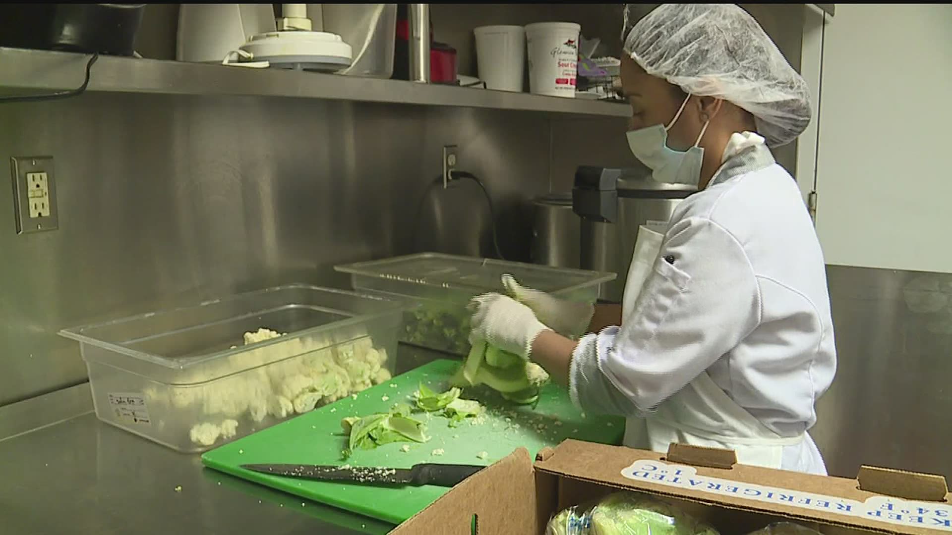 Bars, restaurants respond to coronavirus concerns