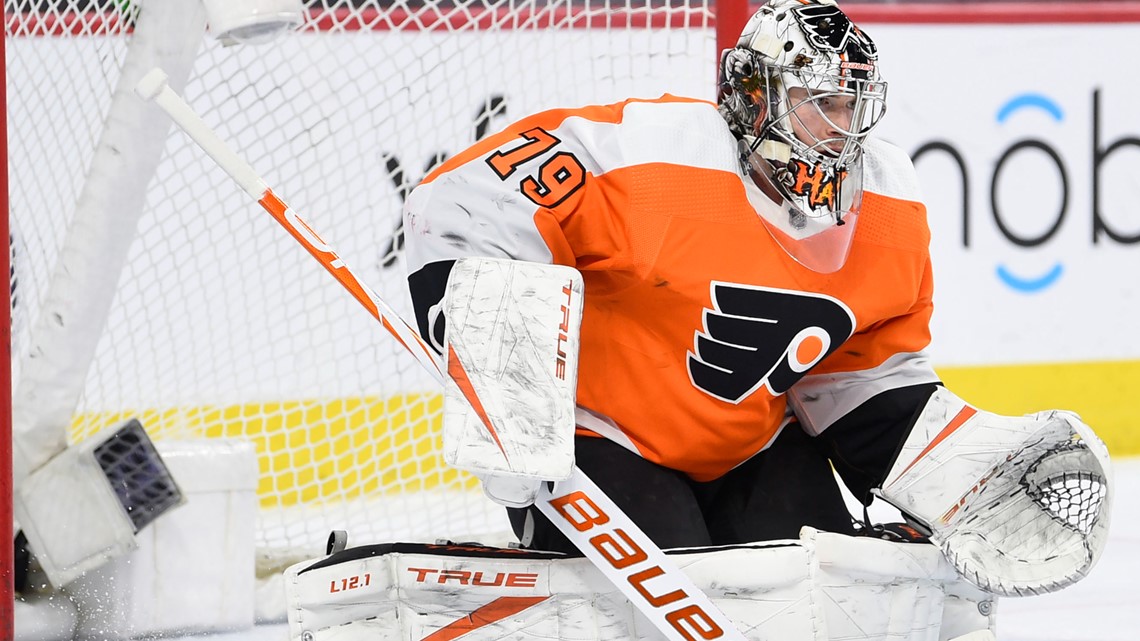 Philadelphia Flyers Sign Goalie Carter Hart To 3-Year Contract Extension -  CBS Philadelphia