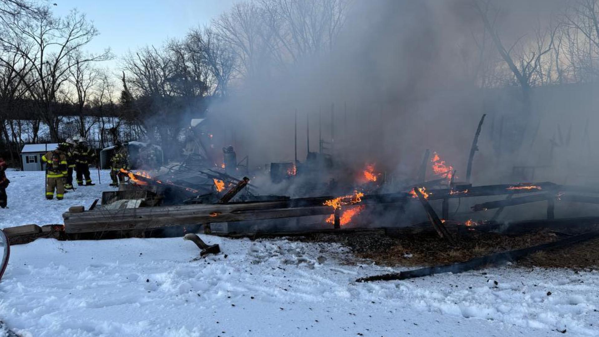 Multiple vehicles destroyed in Cumberland County garage fire | fox43.com