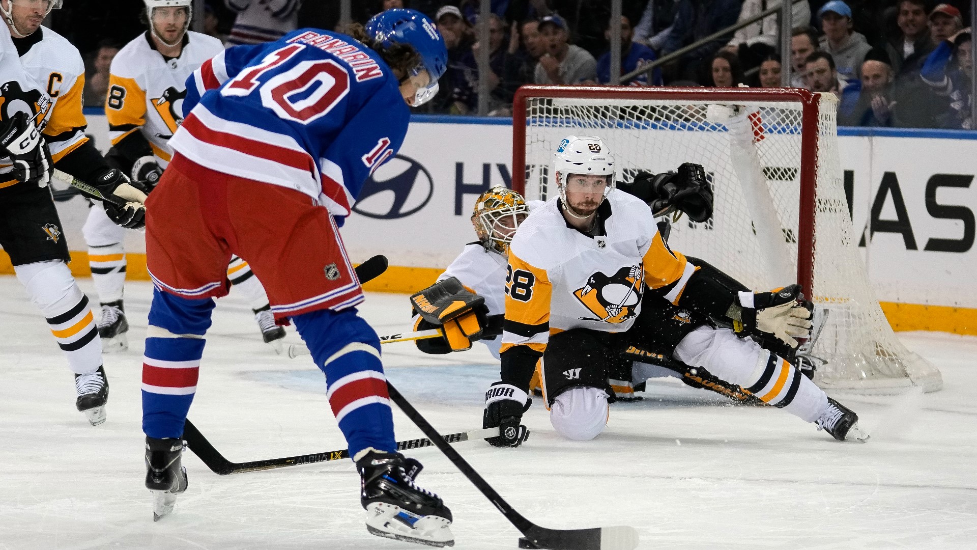 Kreider Scores Twice In 3rd As Rangers Ice Penguins 4-2 | Fox43.com