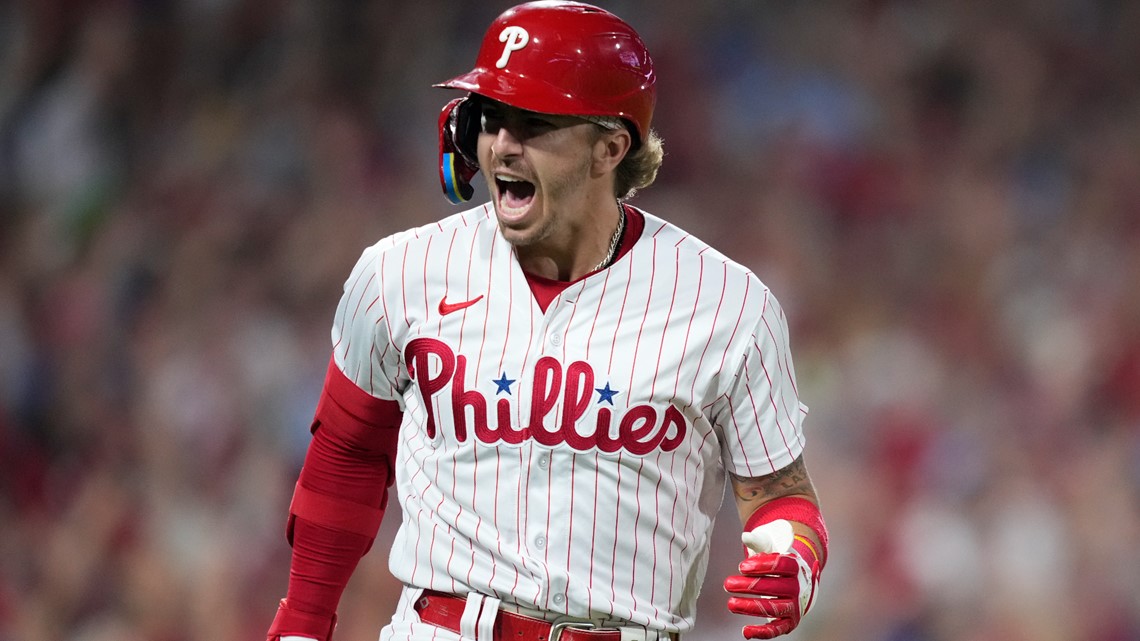 Bryson Stott hits grand slam to send Phillies to NLDS