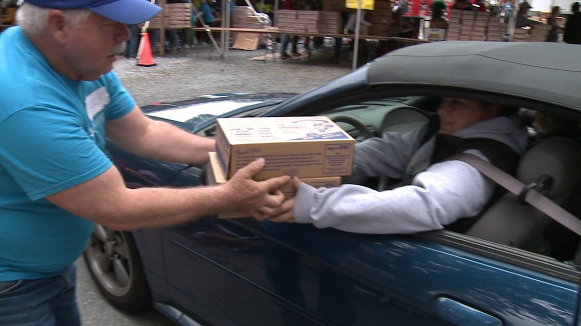 Thousands fill up at 65th Annual Sertoma Chicken BBQ at Longs Park