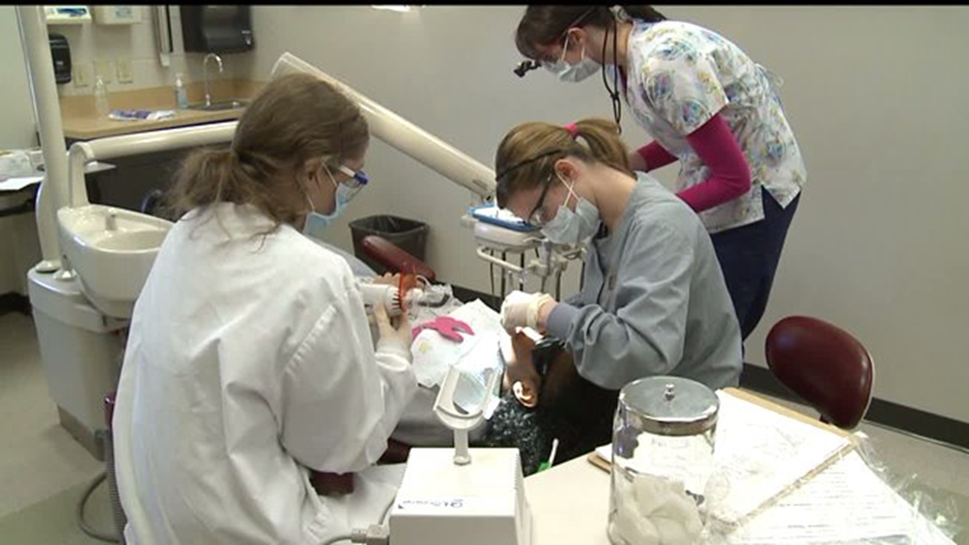 Sealant Saturday Gives Uninsured Kids Free Dental Care