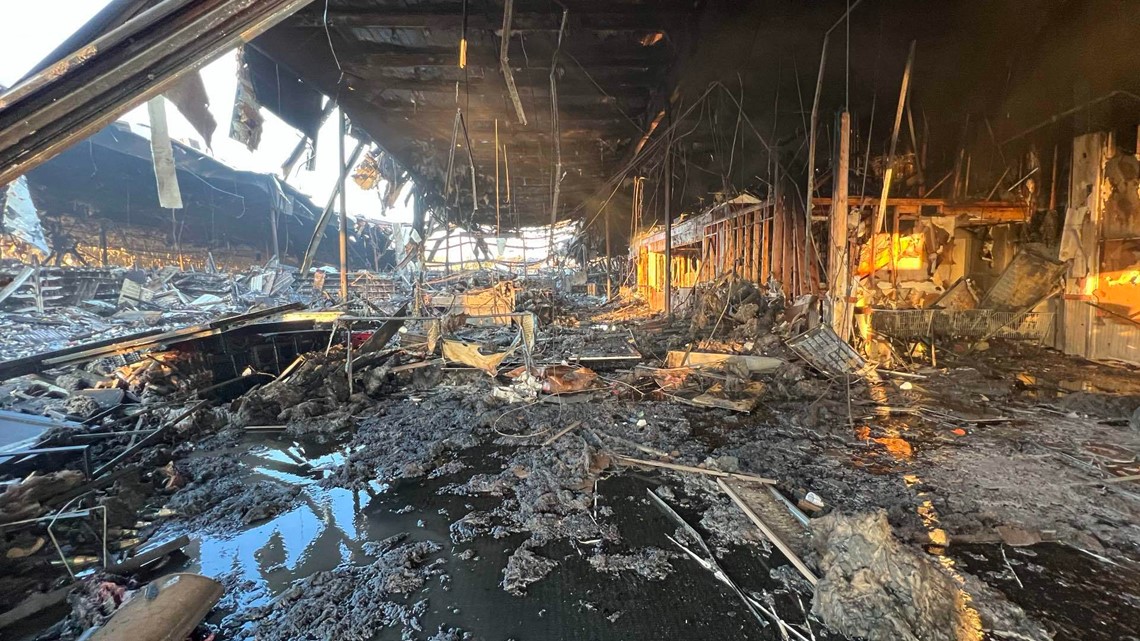 Martin Country Market owners vow to rebuild after fire | fox43.com