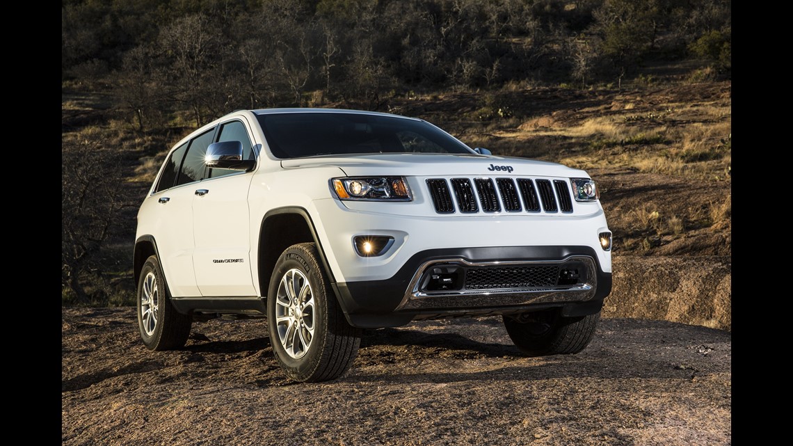 RECALL 200,000 Jeeps recalled for airbag issue