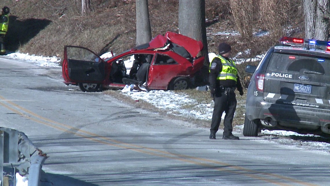 Two teens killed in York County crash