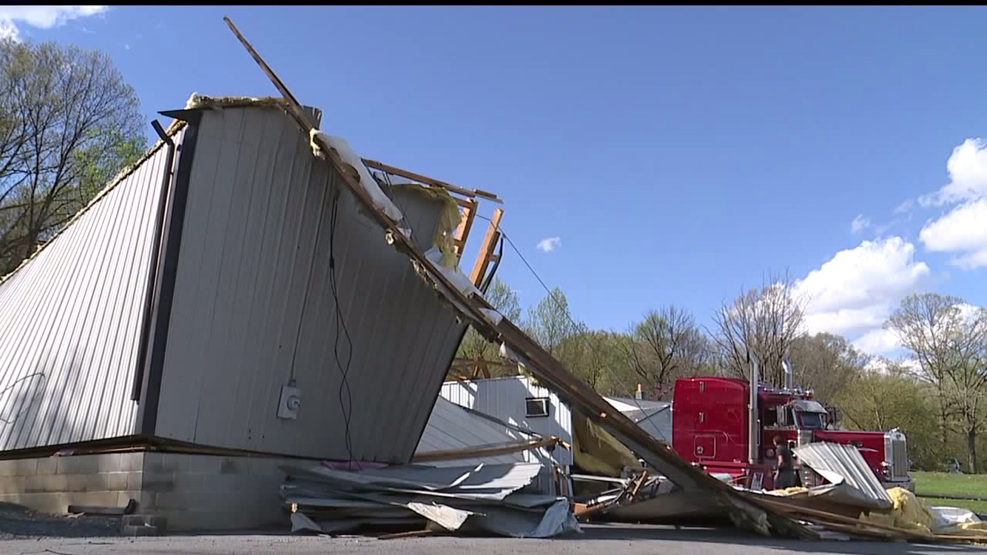 Possible tornado leaves trail of damage in Franklin Co.