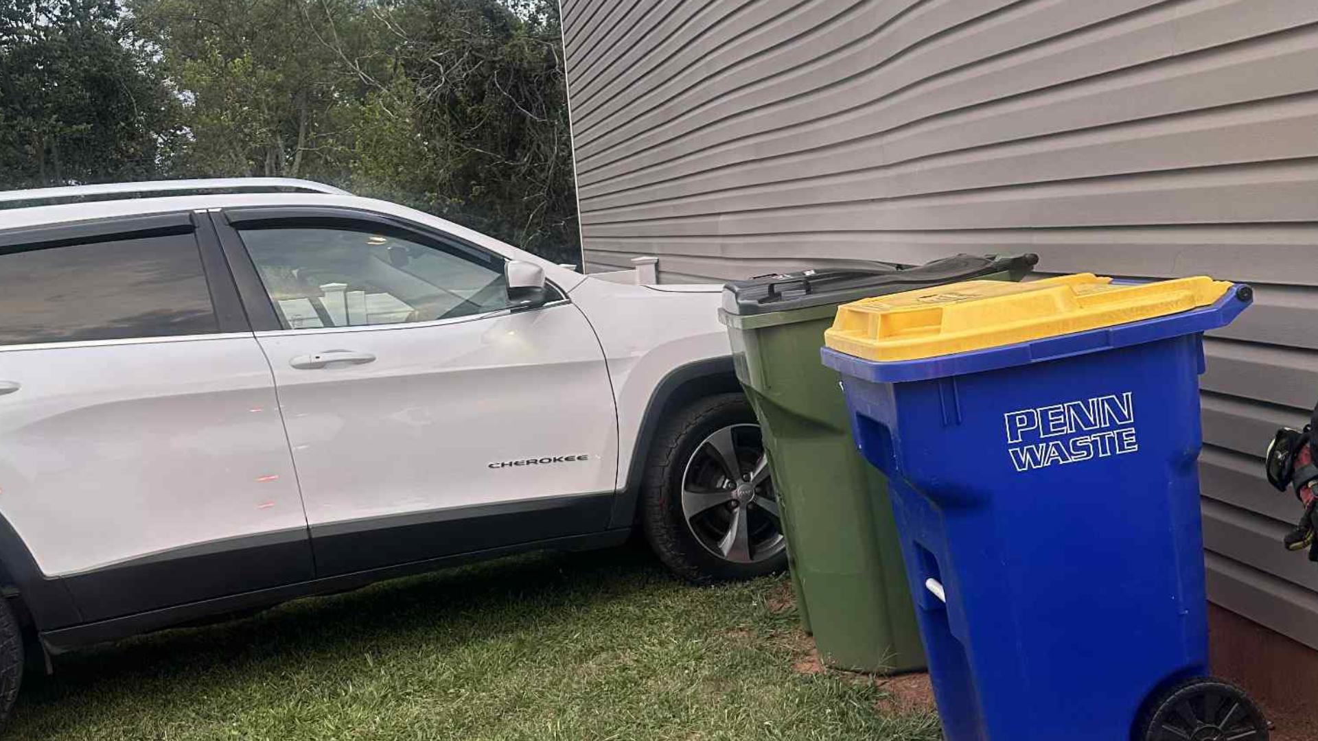 Car crashes into house in York County, injuries reported | fox43.com