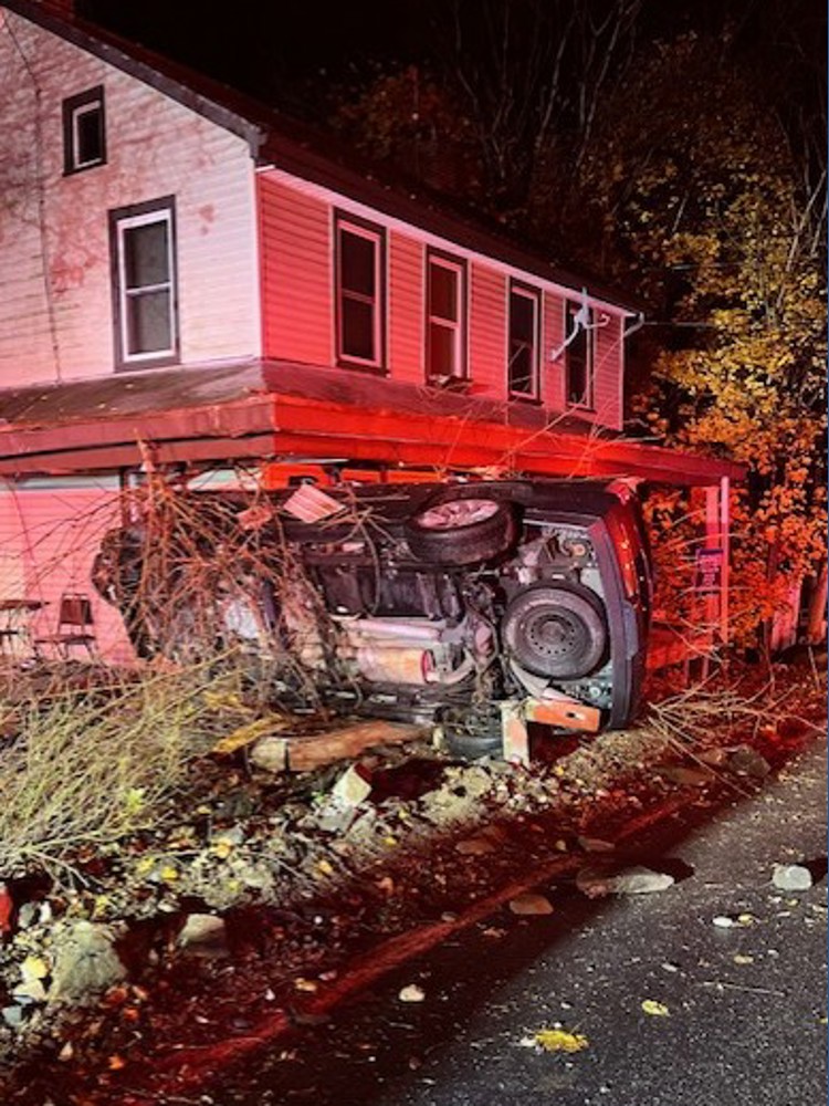 Maryland man faces DUI charges after SUV crashes into Gettysburg home ...