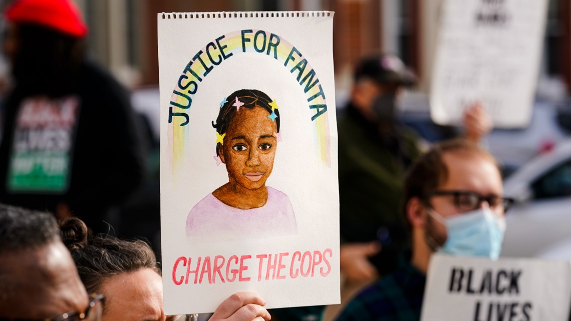 3 officers charged in shooting death of 8-year-old girl - Vimarsana News
