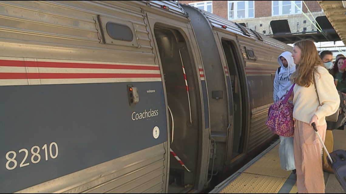 Families hit the road on busiest travel day of the year - Vimarsana News