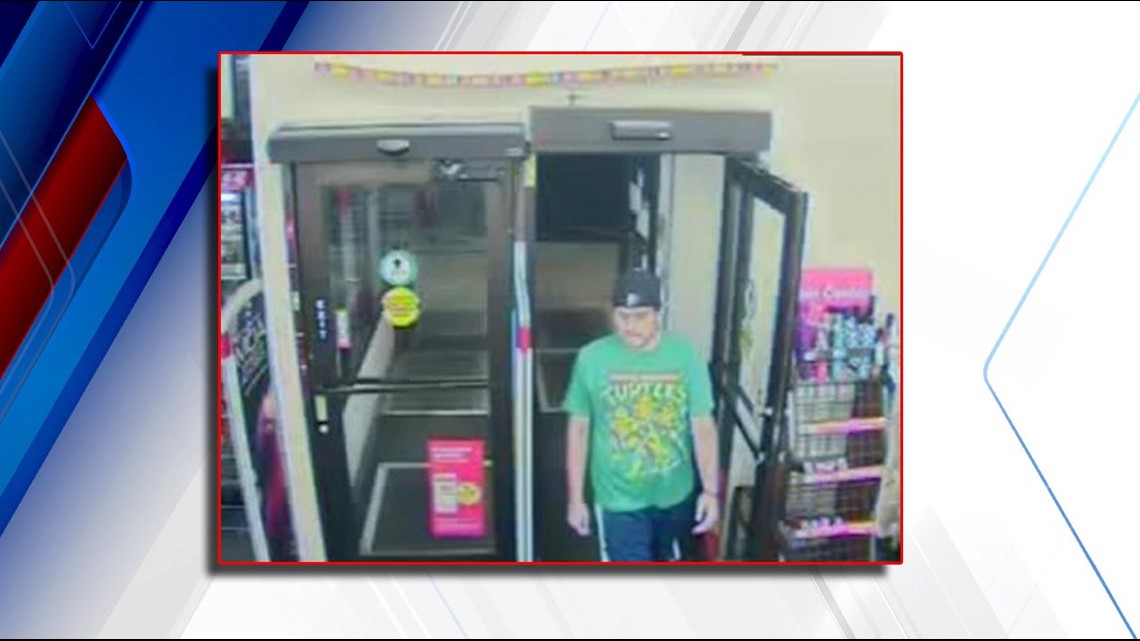 Police seek to ID suspect in CVS pharmacy robbery | fox43.com